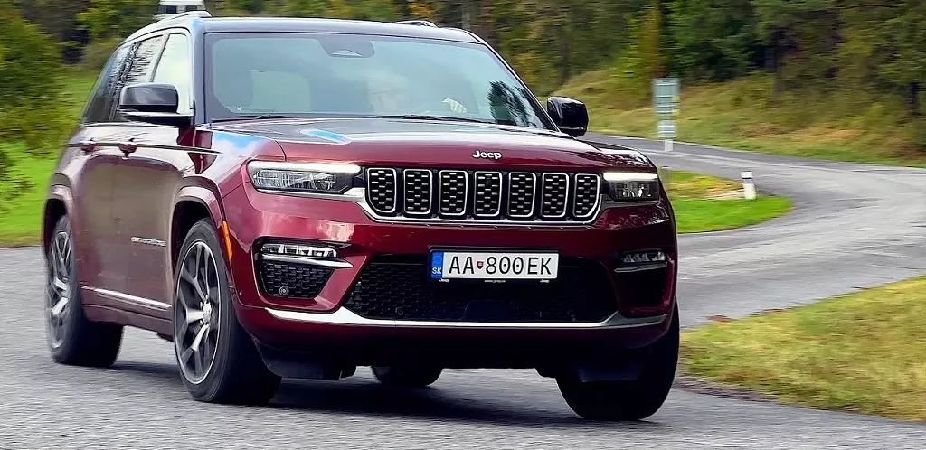 Test:  Jeep® Grand Cherokee Summit 2,0T PHEV