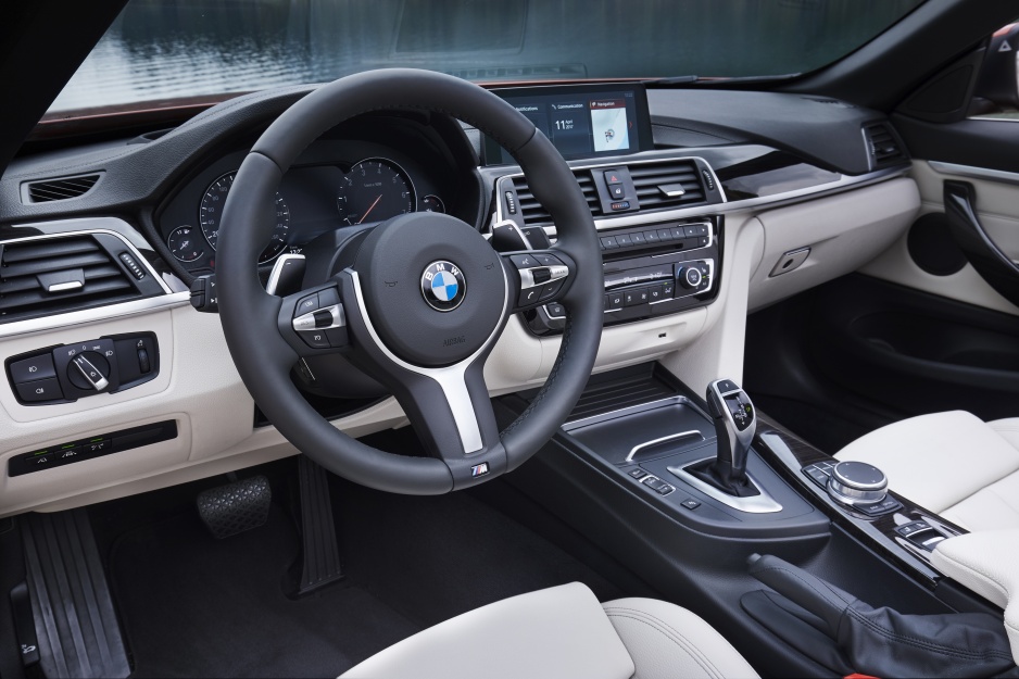 BMW_4_Series_Luxury_Convertible-039
