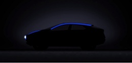 Nissan vo videu poodhalil nový elektrický crossover