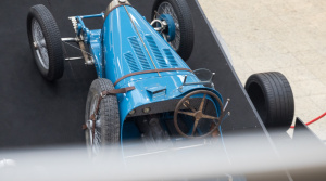 Bugatti-1935 (1800x1199)